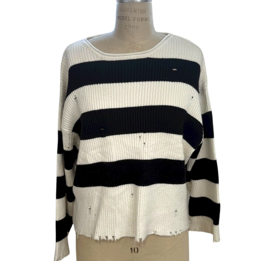 SEN Distressed Crew Neck Long Sleeve Sweater Womens Small Black Cream Striped